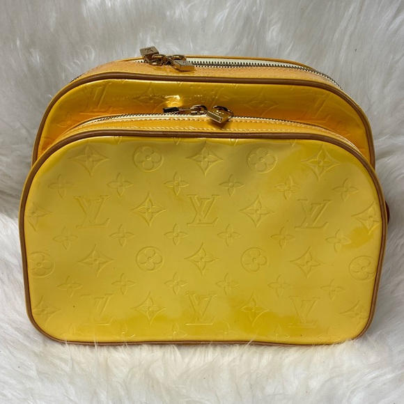 Louis Vuitton Handbags - AUTHENTIC LOUIS VUITTON VERNIS MURRAY BACKPACK